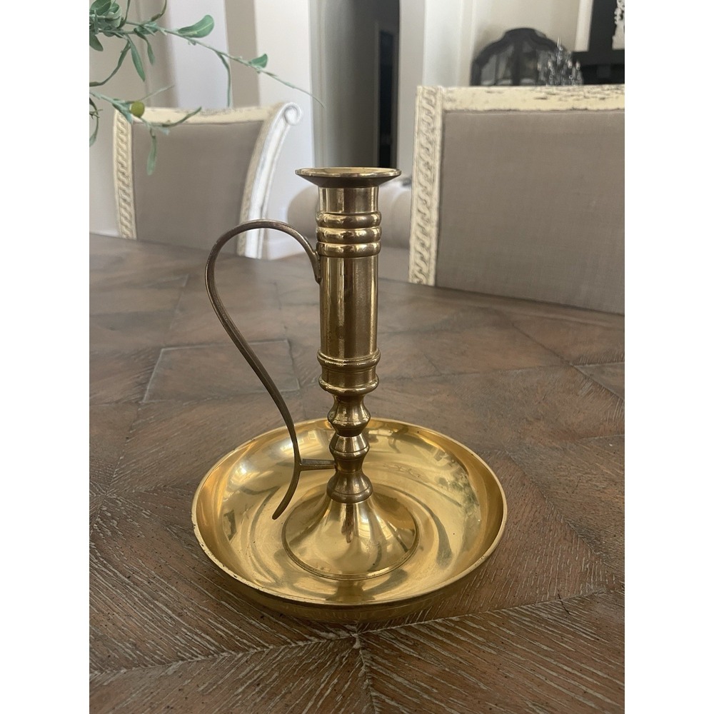 Vtg Solid Brass Chamberstick Candle Holder With Handle & Wax Tray  8" x 7"